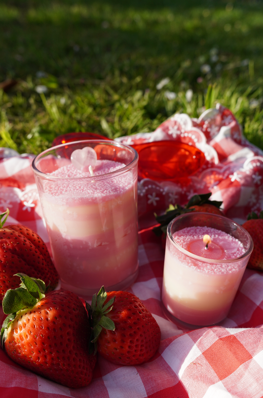 🍓 Strawberries & Cream Body Oil Massage Candle (Limited Edition Spring 2025)  🍓